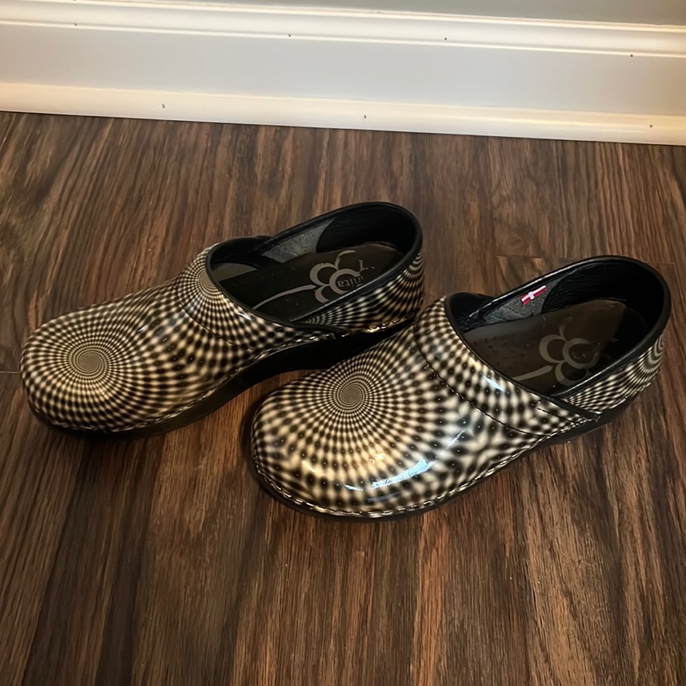 Sanita professional clog